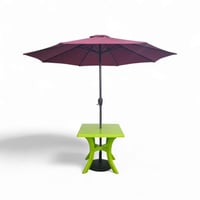 طاولة بلاستيك مربع الشكل