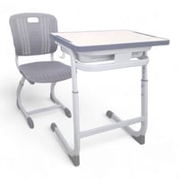 طاولة دراسة للطلاب