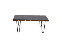 طاولة خدمة بسطح زجاجي ولمسة خشبية