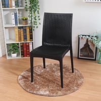 كرسي بلاستيك بعدة الوان من كونسنت