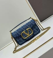 شنطة فالنتينو