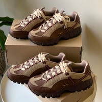 شوز جاكيموس