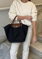 لونق شامب اللون الاسود