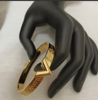 اساور - لويس فيتون -