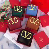 شنطة فالنتينو