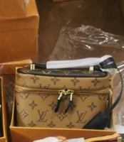 شنطة لويس فيتون بعدة الوان