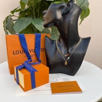 سلسال لويس فيتون