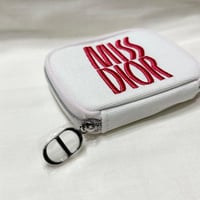 محفظة ميني مس ديور تحتوي على 3 عينات مختلفه مس ديو...