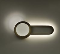 مصباح جداري بزجاج ابيض فاخر