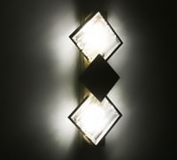 مصباح حائط فاخر لغرفة النوم بإضاءة ليد فاخرة