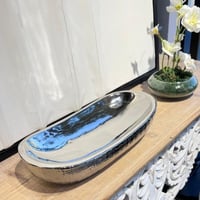 تقديمة سيراميك فضي 35*17سم