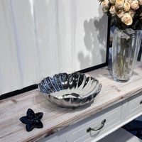 تقديمة سيراميك فضي