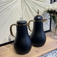 طقم ترامس ضيافة اسود ذهبي