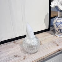 علبة مناديل زجاج صغير