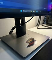 ستيكر فيورا سجنتشر