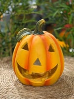 ‏مجسم ديكور يقطين