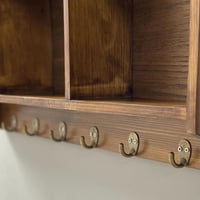 رف جداري خشب