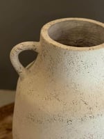 فازة فخار لون سكري عتيق