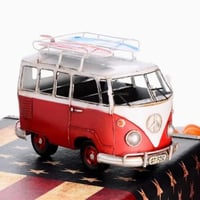 باص فوكس احمر انتك