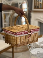 سلة رحلات خوص بغطاء