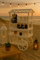 عربة خشب ابيض