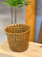 سلة راتان طبيعي