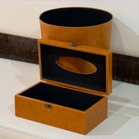 سلة و علبة مناديل