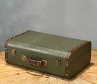 شنطة جلد NORAS