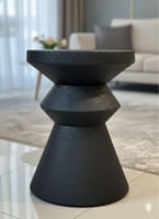 طاولة جانبية