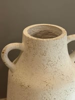 فازة فخار لون سكري عتيق