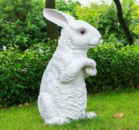 ‏مجسم ارنب كبير