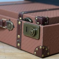 شنطة جلد LETHO