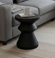 طاولة جانبية