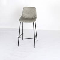 كراسي بار جلد