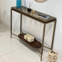 مدخل دورين سطح زجاج بني مع قشرة جوز الهند