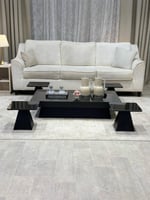 طقم طاولة ضيافة ارضي مع 4 طاولات خدمة بلون شمباني