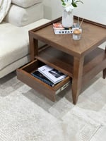 طاولة زاويه قشر جوز الهند مفرد - تصميم عصري