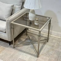 طاولة جانبية لون شمباني