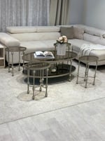 طقم طاولة تقديم زجاجية مع 4 طاولات خدمة جانبية، تص...