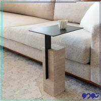 طاولة خدمة بسطح حديدي وقاعدة رخام