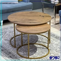 طقم طاولتين ذهبي بسطح خشبي بني