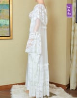 قميص نوم طويل مع روب للعروس