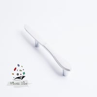 469 - مقبض بشكل سكين لون ( فضي ) - قطعتين