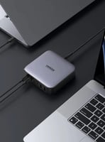 منصة شحن يوجرين 200 واط 6 منافذ USB + PD