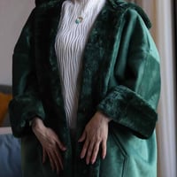 فروة شتوية أنيقة بلون أخضر – فخامة تليق بذوقك من م...