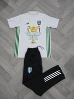 طقم نادي الاهلي بطل كأس النخبة