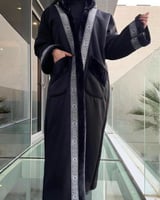 فروه نسائيه بتطريز انيق وشكل مرتب-ازياء شتويه-متجر...