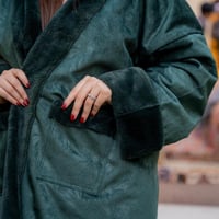 فروه الام والبنت شتوي فاخر لحظة تذكار