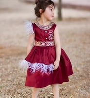 فستان عيد بناتي بتطريز الاسم بخامة فاخرة وأناقة مم...