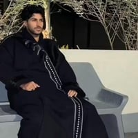 فروة رجالية ملكية فخمة تجمع بين الأناقة والدفء